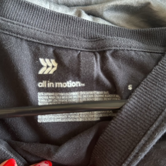 Target pullover - Picture 3 of 3